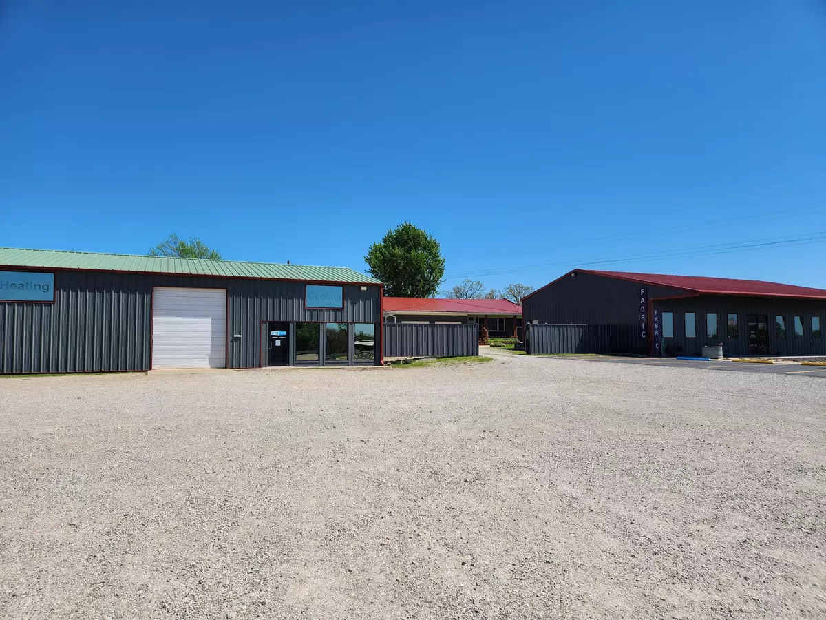 Lebanon, MO 65536,22472 Highway Mm