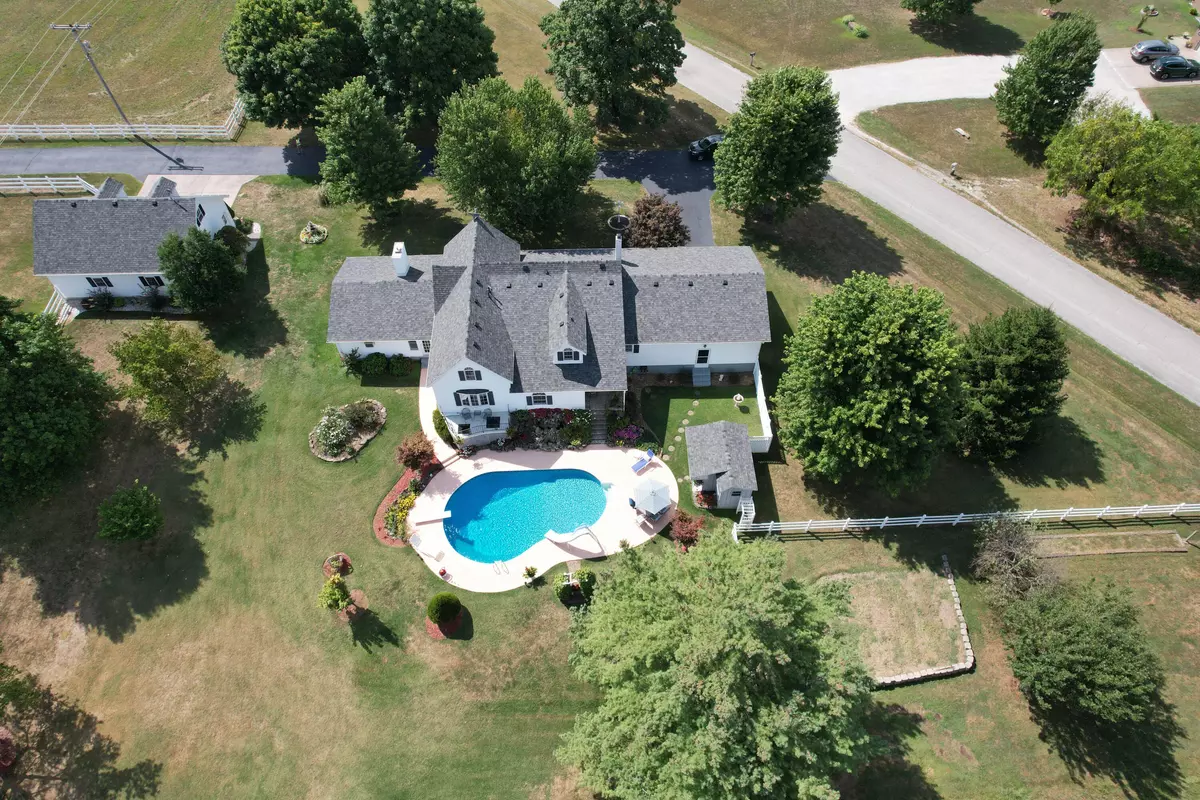 Highlandville, MO 65669,1568 Glossip Avenue
