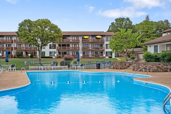 Kimberling City, MO 65686,1002 Paradise Landing Road