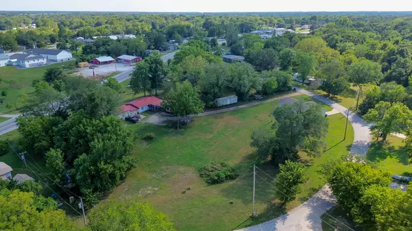 000 N Hillcrest Dr, Granby, MO 64844