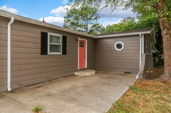 Springfield, MO 65804,1358 E Price Street