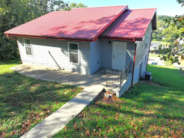 203 N Chapman Street, Anderson, MO 64831