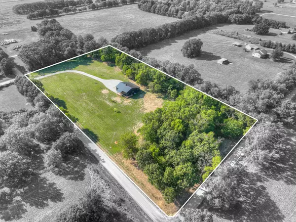 Neosho, MO 64850,7402 Holly Road