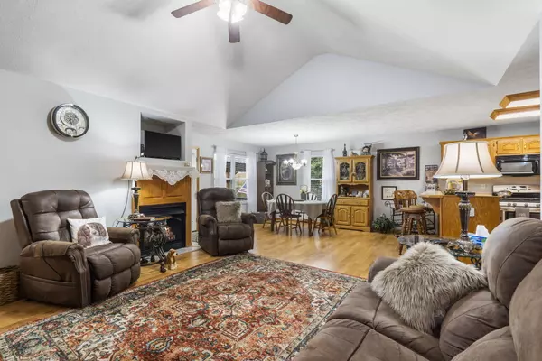 Walnut Grove, MO 65770,519 S Walnut Street