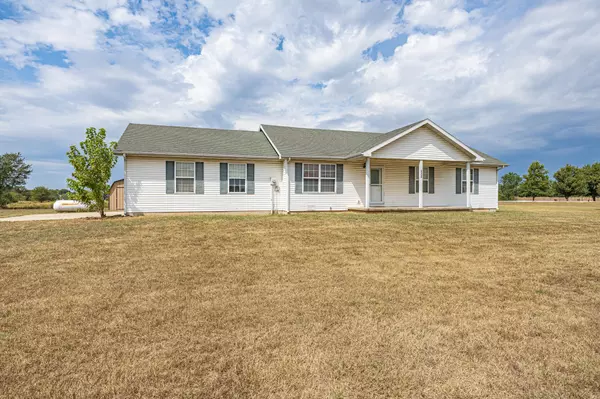 5431 S. 163rd Road, Brighton, MO 65617