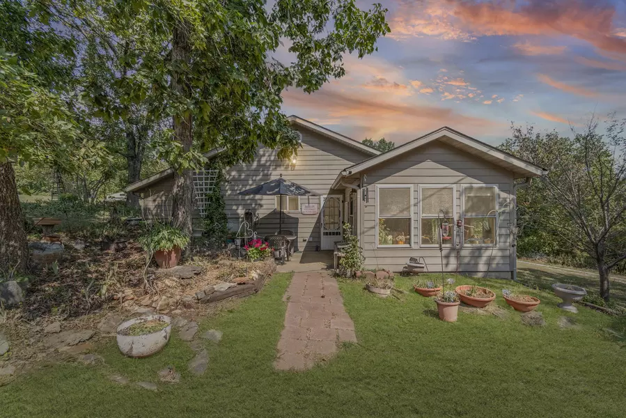 17537 Mockingbird Rd Road, Warsaw, MO 65355