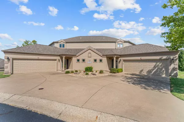 Hollister, MO 65672,125 Villa Drive #2