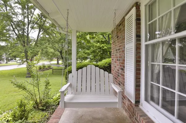 Bolivar, MO 65613,610 W Summit Street