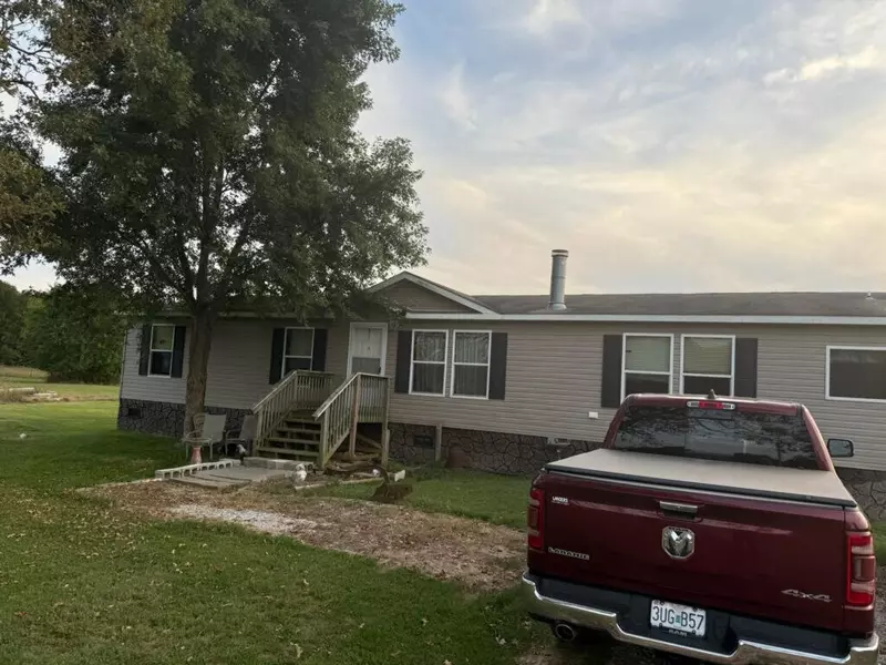 11396 Raccoon Road, Granby, MO 64844