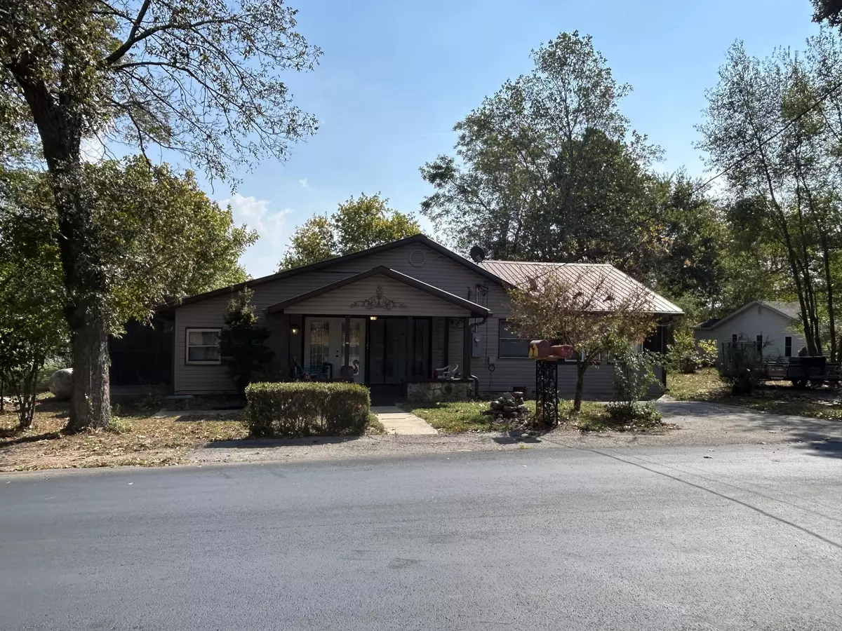 Alton, MO 65606,510 Carhart Street