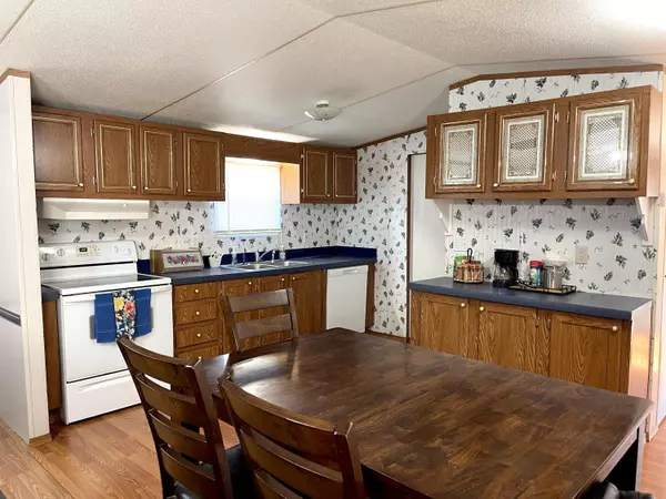 Crane, MO 65633,3834 Blackjack School Road