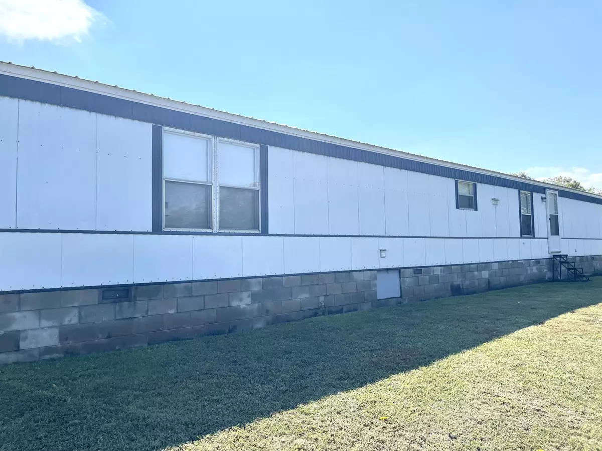 Crane, MO 65633,3834 Blackjack School Road