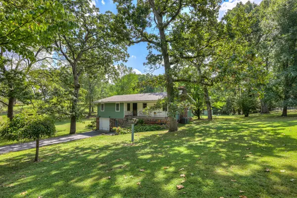 Neosho, MO 64850,14256 S Shady Lane Drive