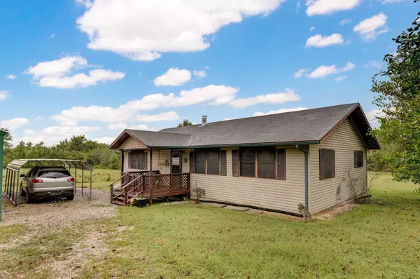 Urbana, MO 65767,211 N Pacific Street