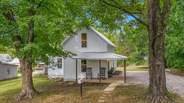 West Plains, MO 65775,609 Woodland Ave