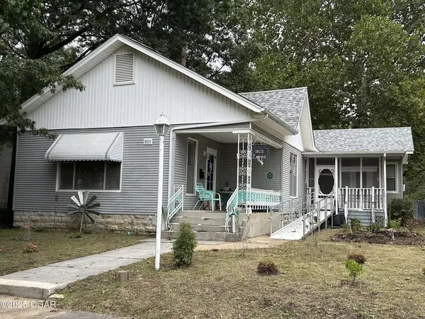 1805 S Empire Avenue, Joplin, MO 64801