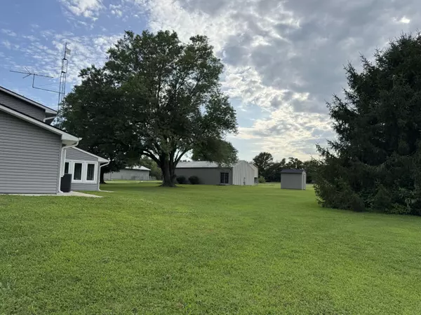 Bolivar, MO 65613,4531 S 132nd Road