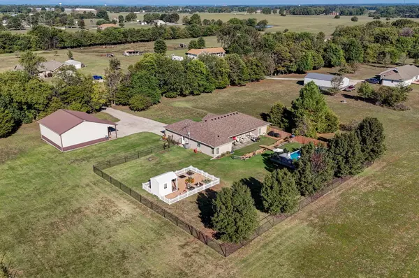 Mt Vernon, MO 65712,13742 Lawrence 1157