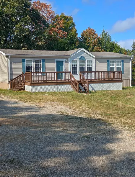 1805 County Road 837, Gainesville, MO 65655