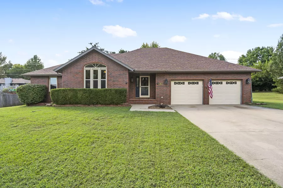 813 S Mark Street, Willard, MO 65781