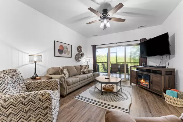 Branson West, MO 65737,1101 Golf Drive #2