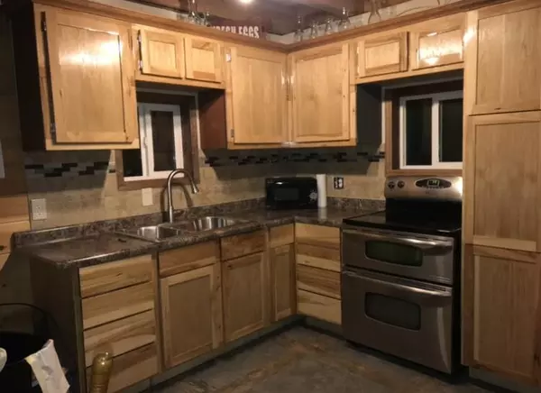 Willow Springs, MO 65793,3702 County Road 4910