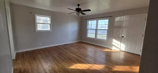 Mammoth Spring, AR 72554,370 Bethel Avenue