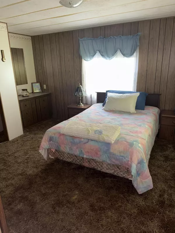 Hollister, MO 65672,182 Gumdrop Drive