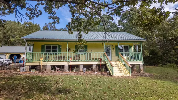 Camp, AR 72520,902 Honeytree Lane