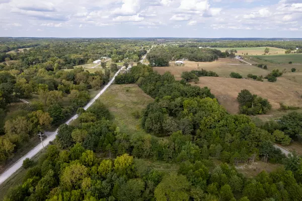 Tbd S 28th Road, Dunnegan, MO 65640