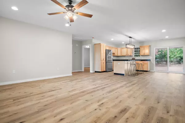 Bolivar, MO 65613,615 W Olive Street