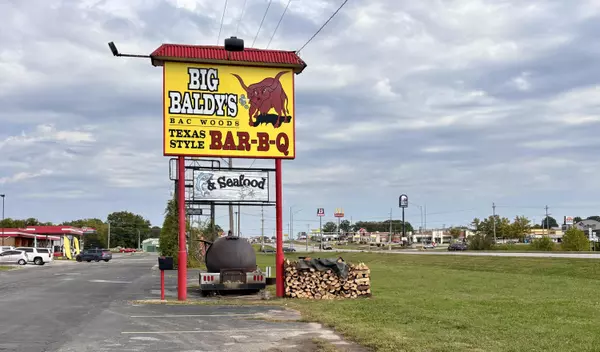 Monett, MO 65708,814 E Us Highway 60