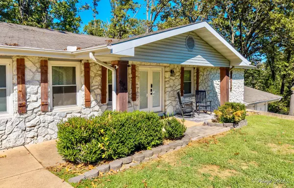 West Plains, MO 65775,625 County Road 8330