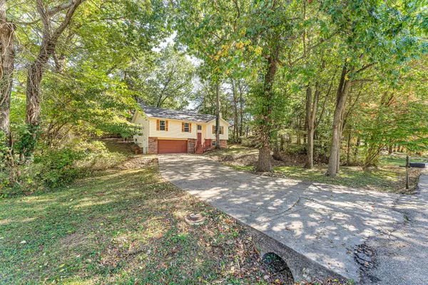 Battlefield, MO 65619,5644 S Honeysuckle Lane