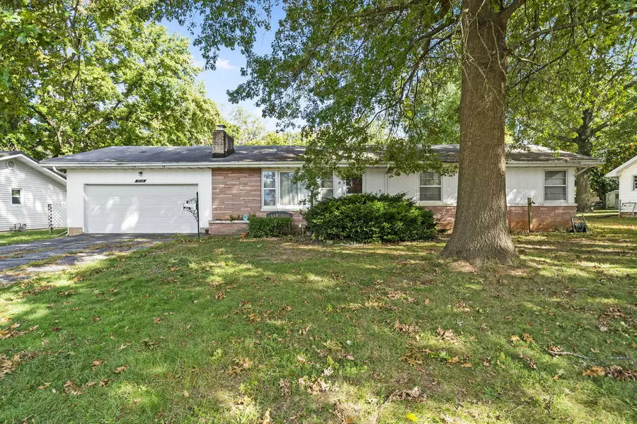 2310 S Kings Avenue, Springfield, MO 65807