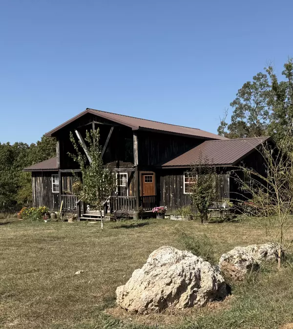 491 S Highway 95, Mountain Grove, MO 65711