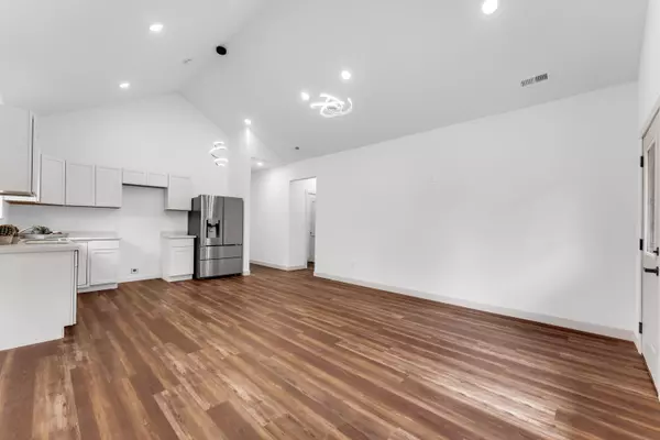 Merriam Woods, MO 65740,3003 Bluebird Road