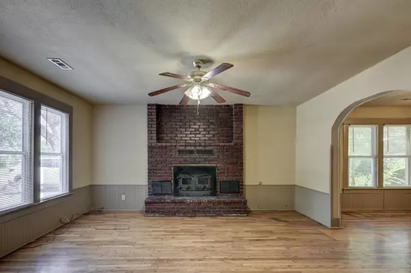 Joplin, MO 64801,723 S Indiana Avenue