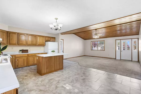 Ridgedale, MO 65739,526 Ridgeview Drive