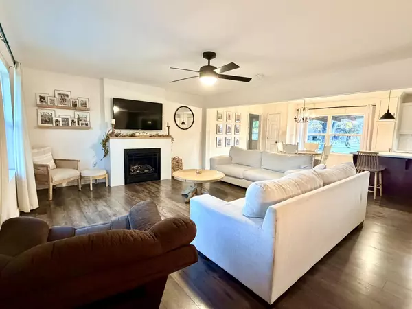 Aurora, MO 65605,18371 Lawrence 2230