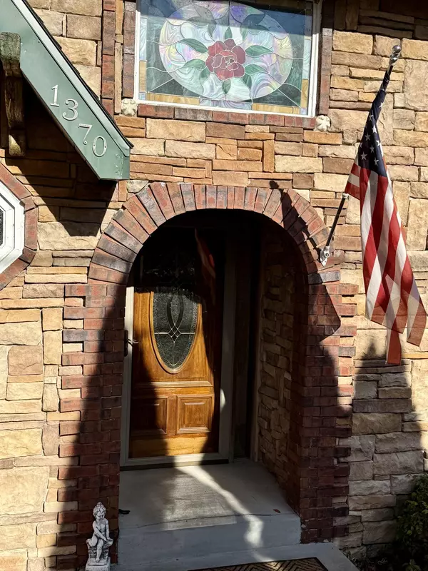 Forsyth, MO 65653,1370 State Highway Y