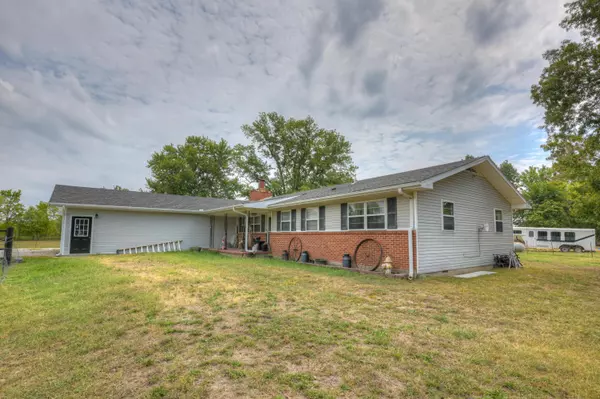 Neosho, MO 64850,13691 Palm Road