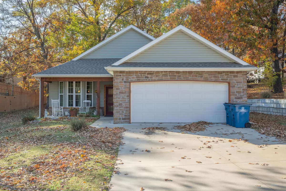 Neosho, MO 64850,1704 Susan Place