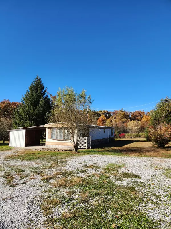 949 945 Ellingsworth Lane, Highlandville, MO 65669