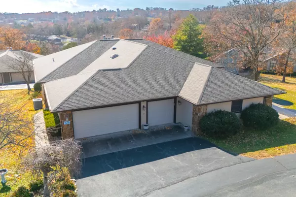 228 Starboard Drive, Kimberling City, MO 65686