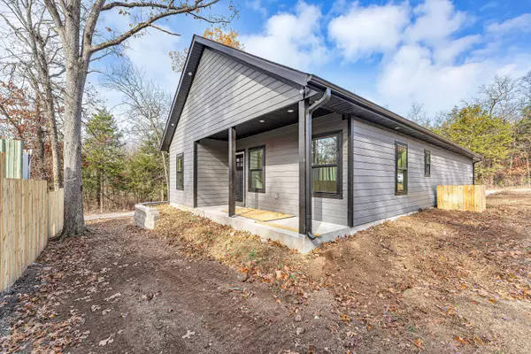 Merriam Woods, MO 65740,4038 East Gate Rd.