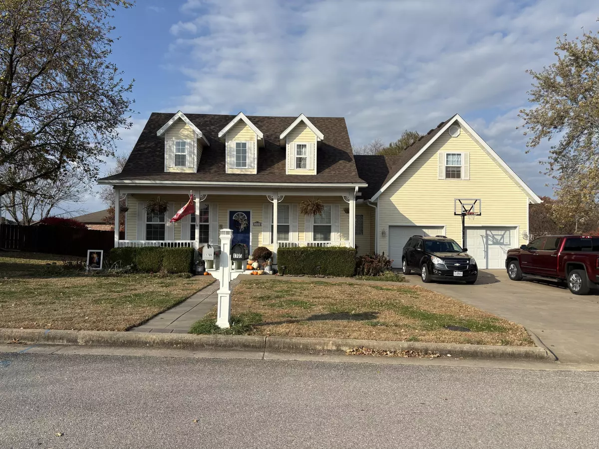 Aurora, MO 65605,1705 Tyler Avenue