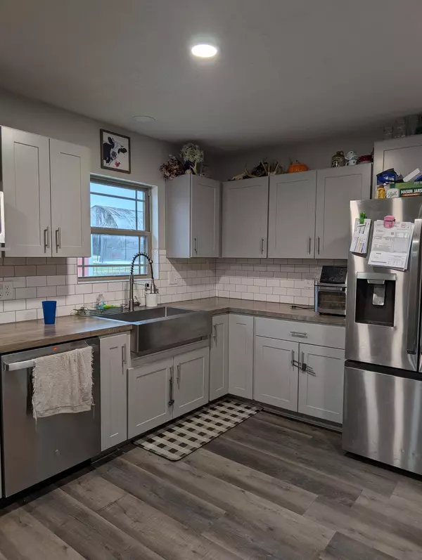 Billings, MO 65610,983 Thyme Road