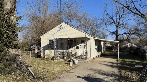 2130 N Park Avenue, Springfield, MO 65803