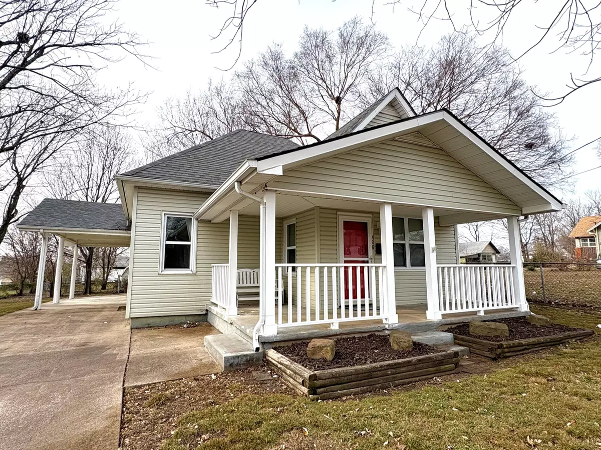 Joplin, MO 64801,728 S Highland Avenue